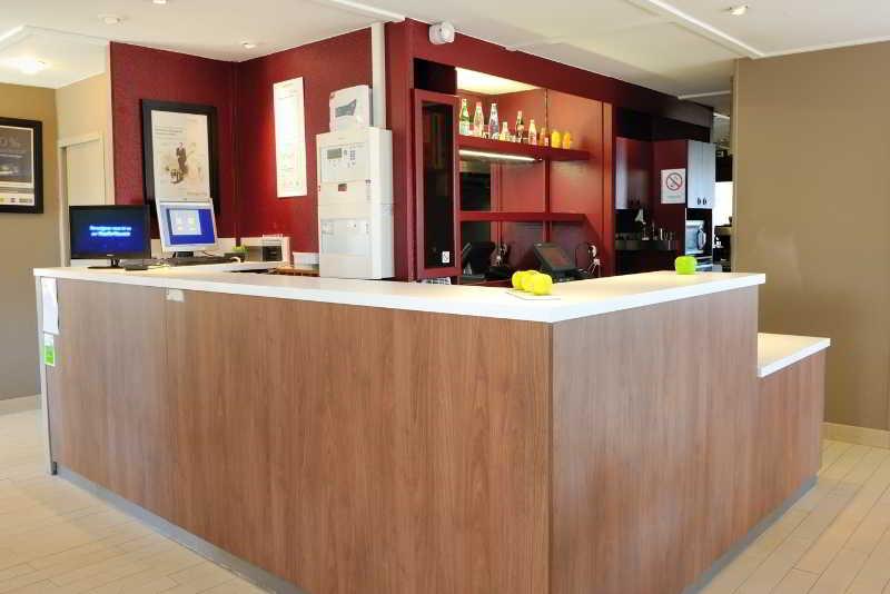 Hotel Campanile Pontarlier Esterno foto